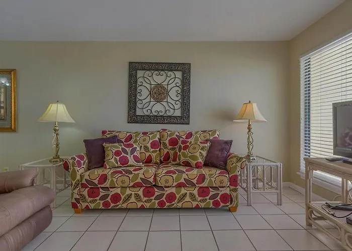Island Shores 455 Apartment